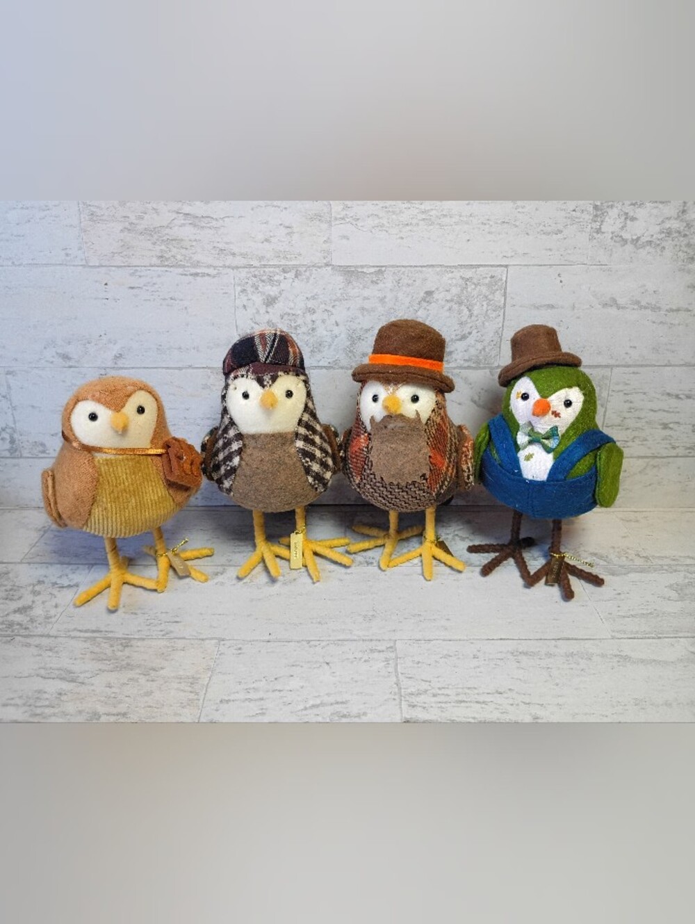 Set of 4 cute featherly decorative Friends Fabric Birds Retired-Decor